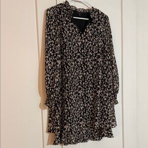 Ann Taylor Factory Black and Cream Floral Long Sleeve Dress